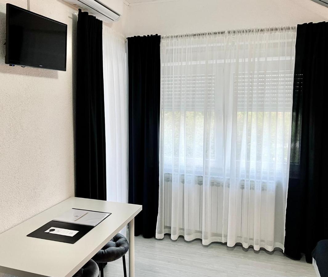 Rooms Mirabella Rakovica Ngoại thất bức ảnh