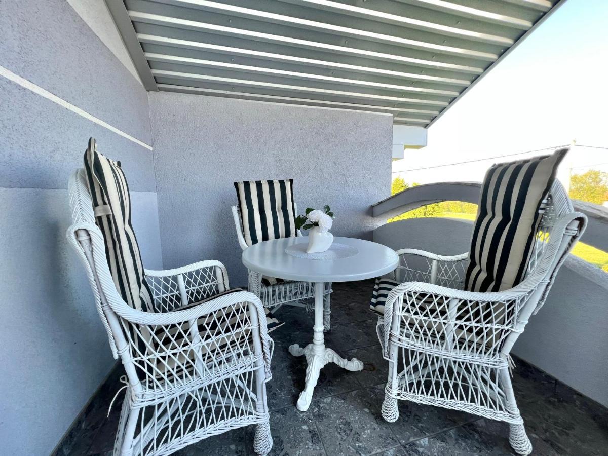 Rooms Mirabella Rakovica Ngoại thất bức ảnh