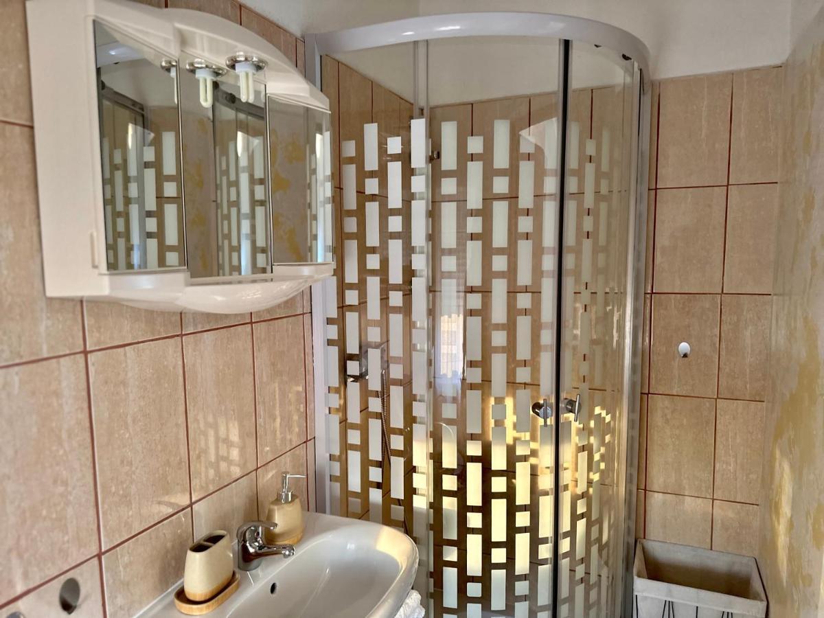 Rooms Mirabella Rakovica Ngoại thất bức ảnh