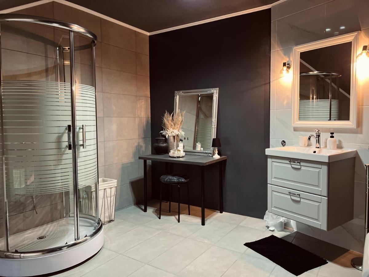 Rooms Mirabella Rakovica Ngoại thất bức ảnh